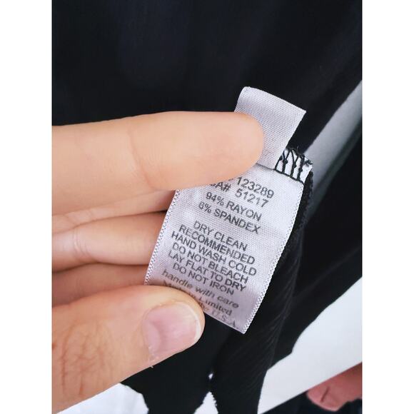 Michael Lauren Otis Black Ribbed V-neck Long Sleeve Top Medium Minimalist Layer - Picture 7 of 7